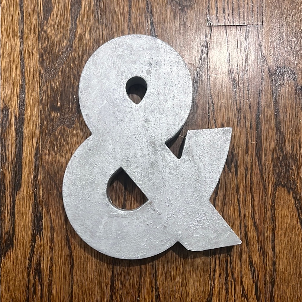 Gray Ampersand Decor